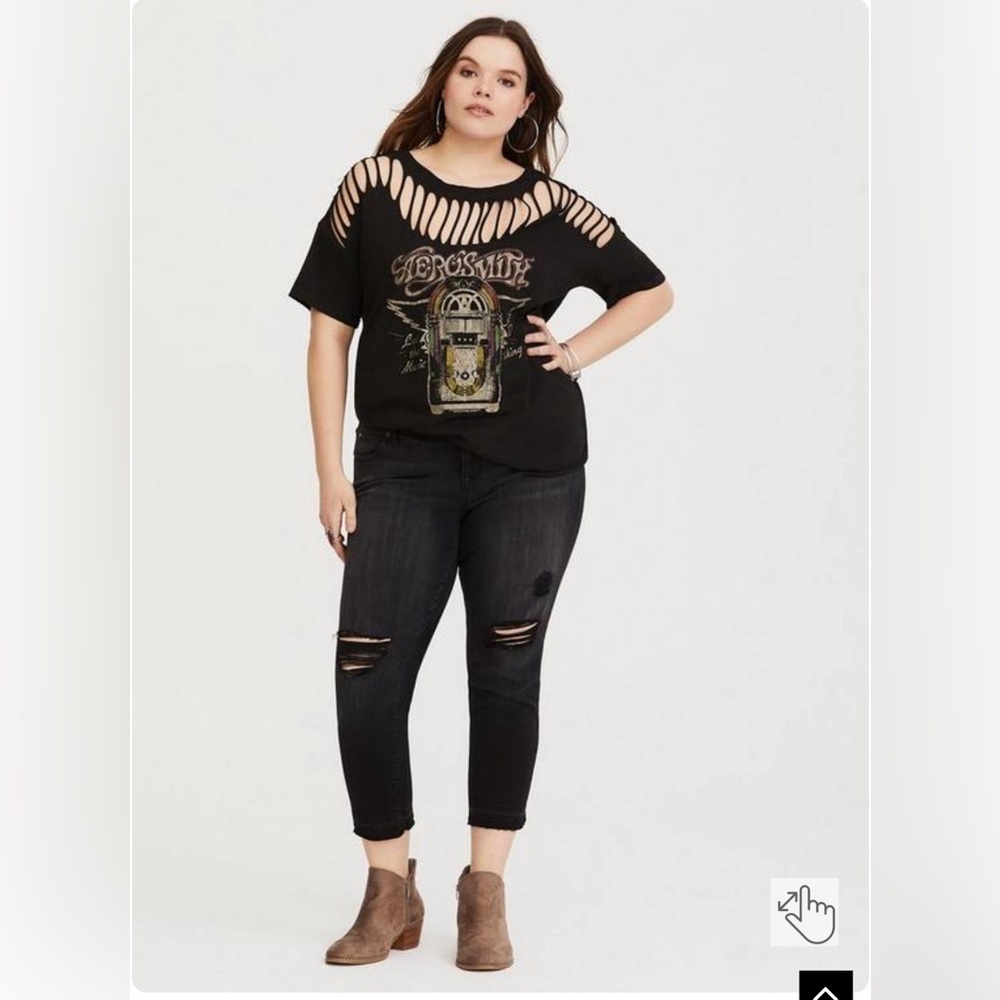 Torrid Aerosmith Black Slashed Classic Tee Size 2 - Picture 2 of 10